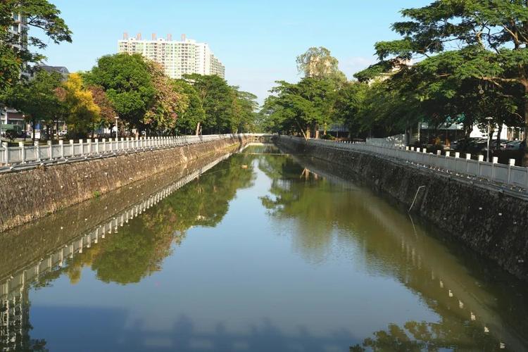 郭文海:以"咬定青山不放松"的执着努力,坚定不移打赢打好水污染治理